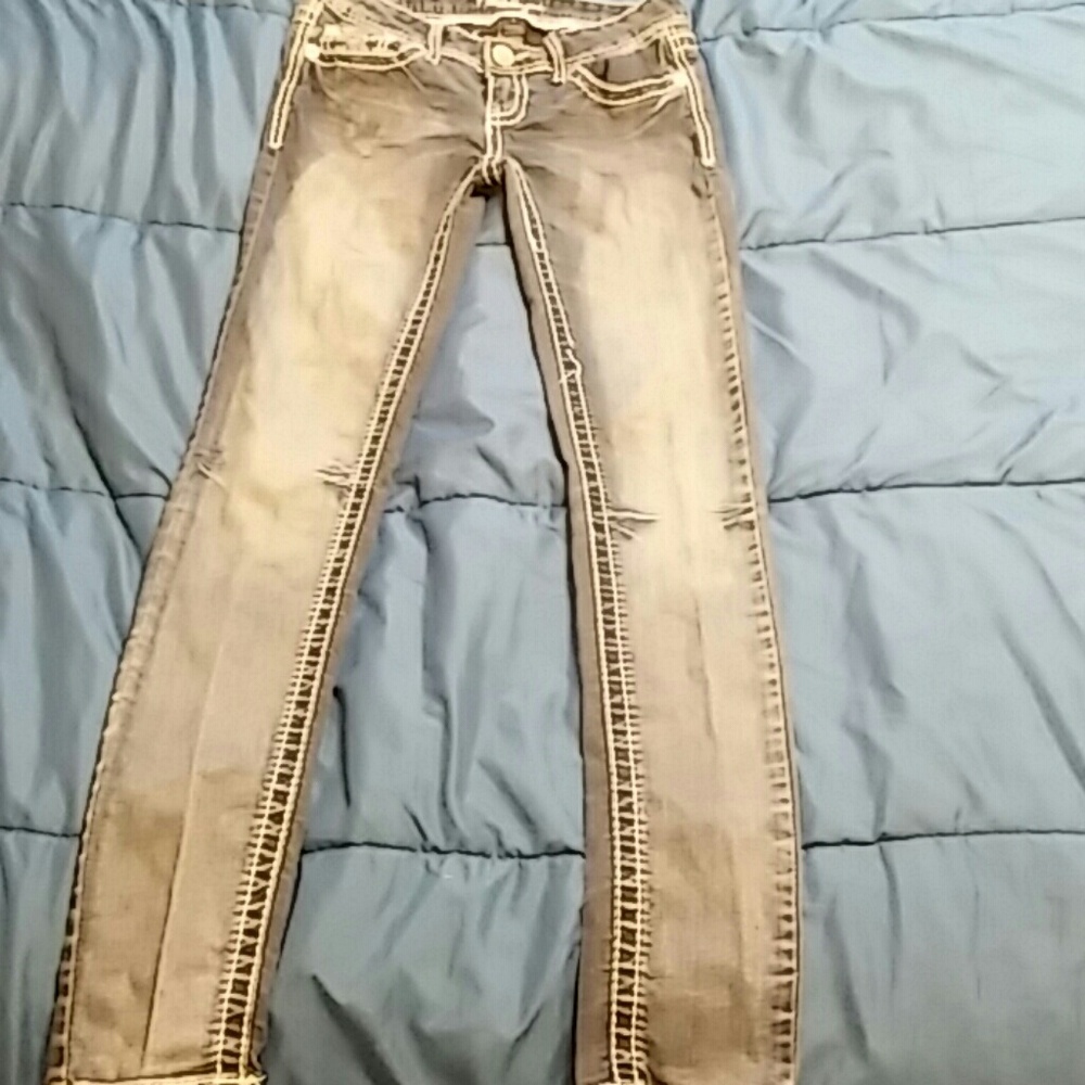 Skinny jeans